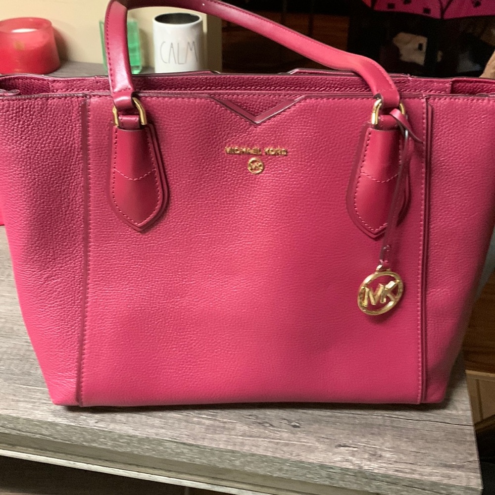 Michael kors purse